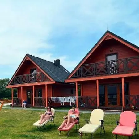 Comfortable Homes With Swimming Pools *